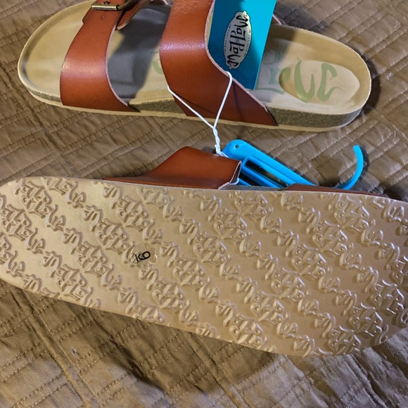 Slides - Picture 2 of 4